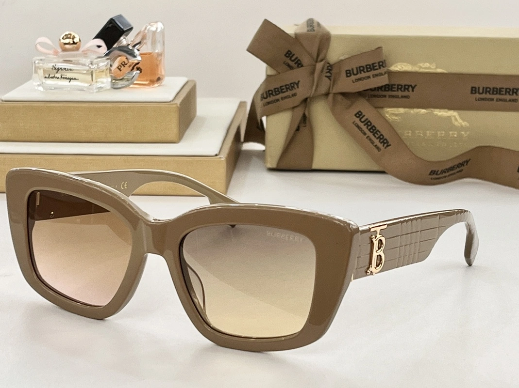 Burberry AAA Quality Sunglasses TopPick 1478