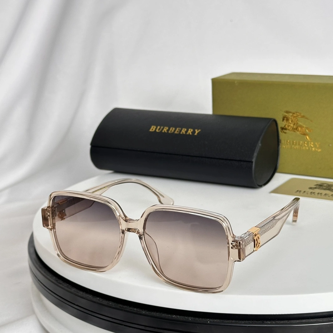 Burberry AAA Quality Sunglasses Trendy 9987