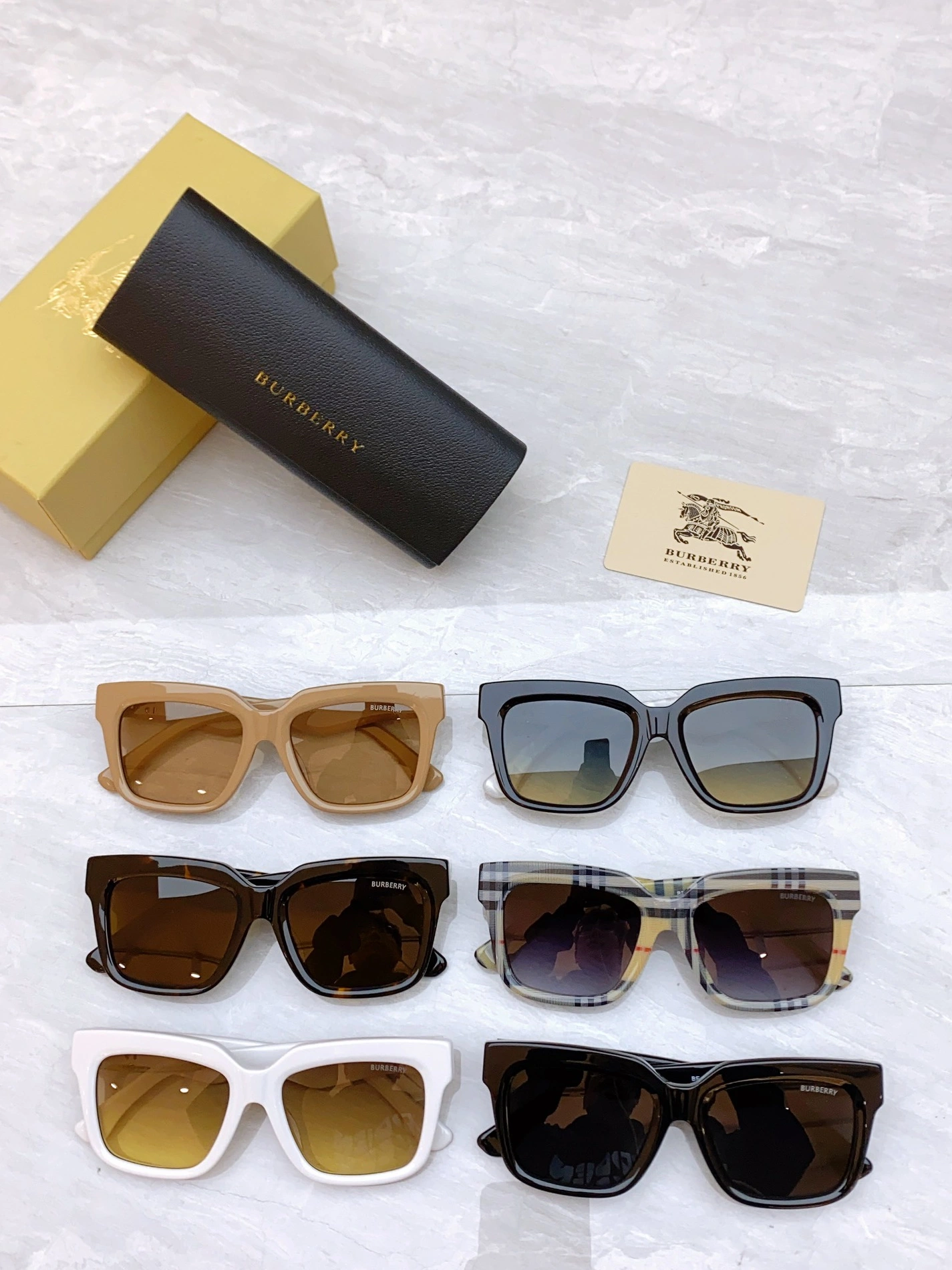 Burberry AAA Quality Sunglasses Vibrant 4473