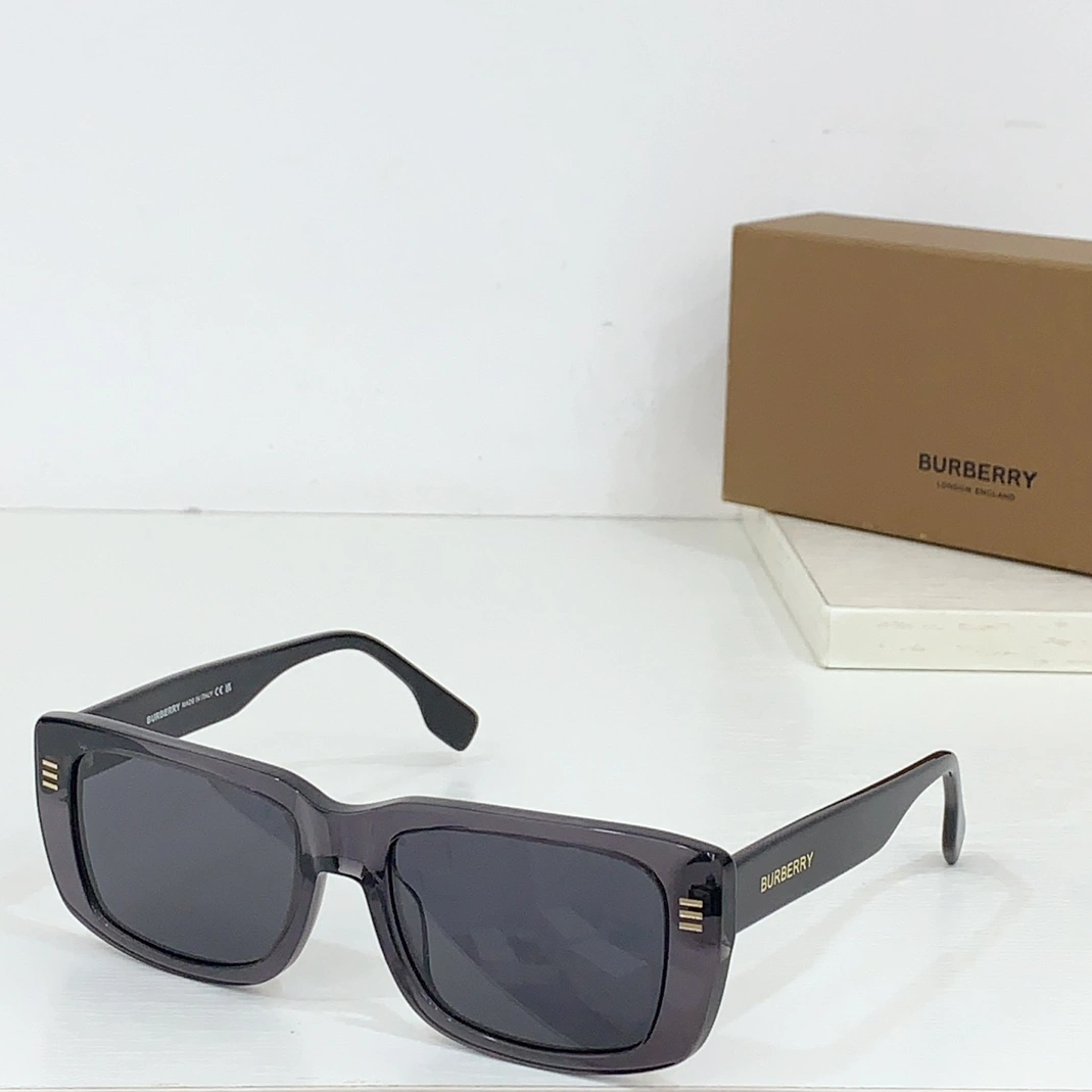 Burberry AAA Quality Sunglasses Vibrant 8750