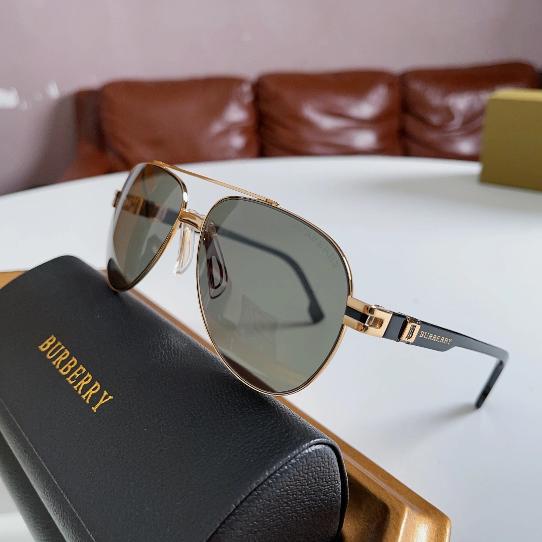 Burberry AAA Quality Sunglasses WellDesigned 1993