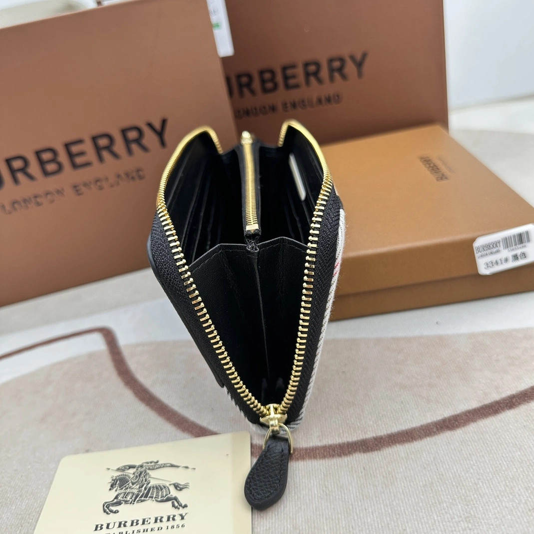 Burberry AAA Quality Wallets For Women Practical 1785