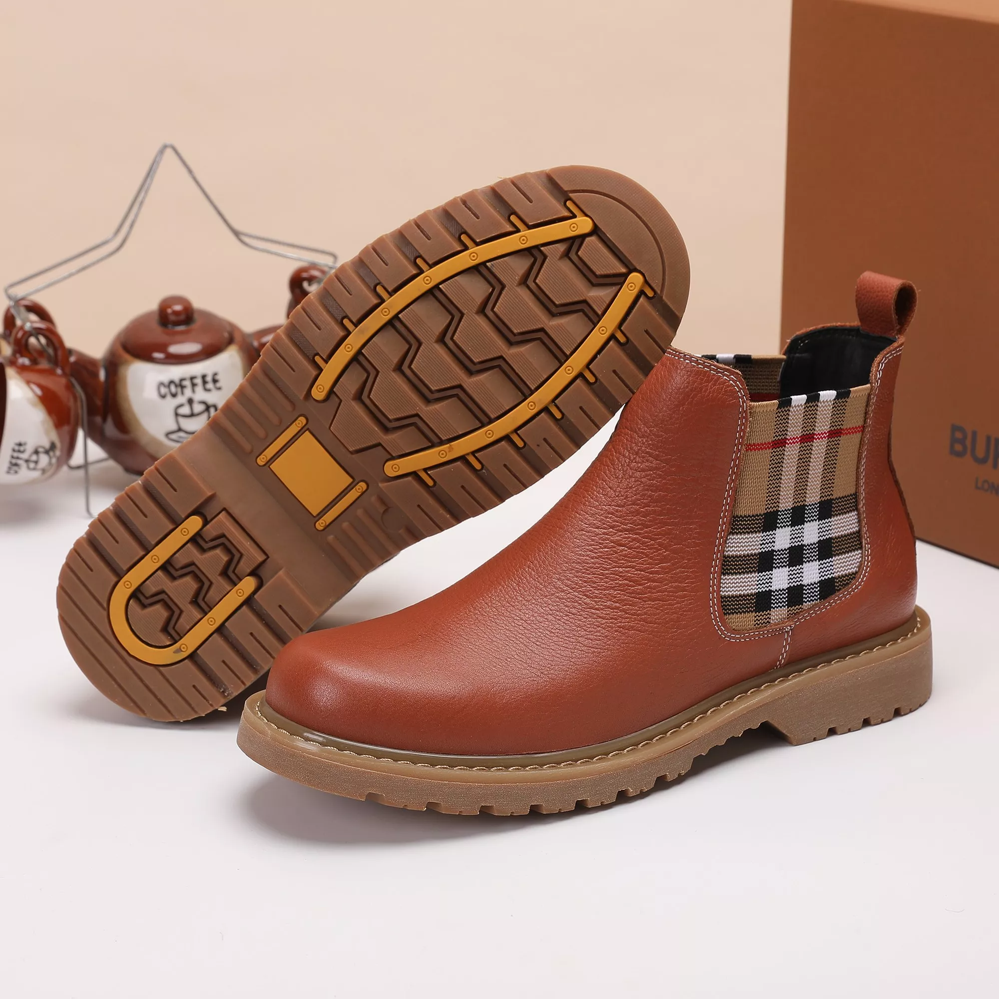 Burberry Boots For Men Practical 8000