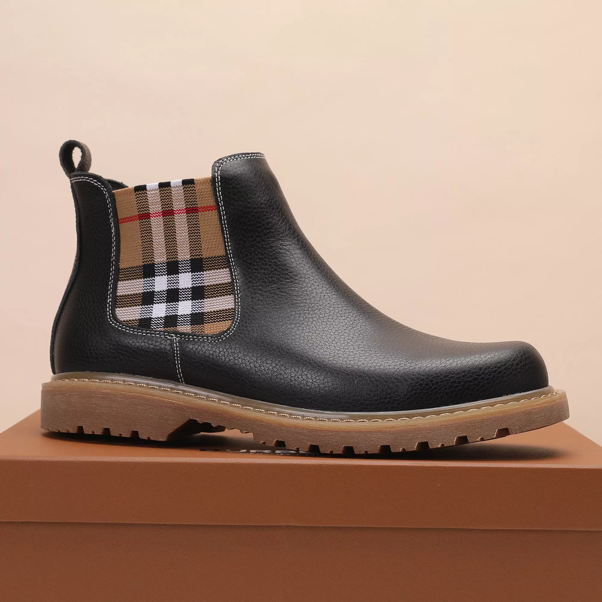 Burberry Boots For Men Timeless 1079