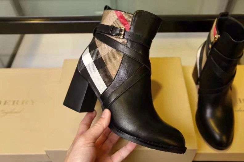 Burberry Boots For Women Bold 1559