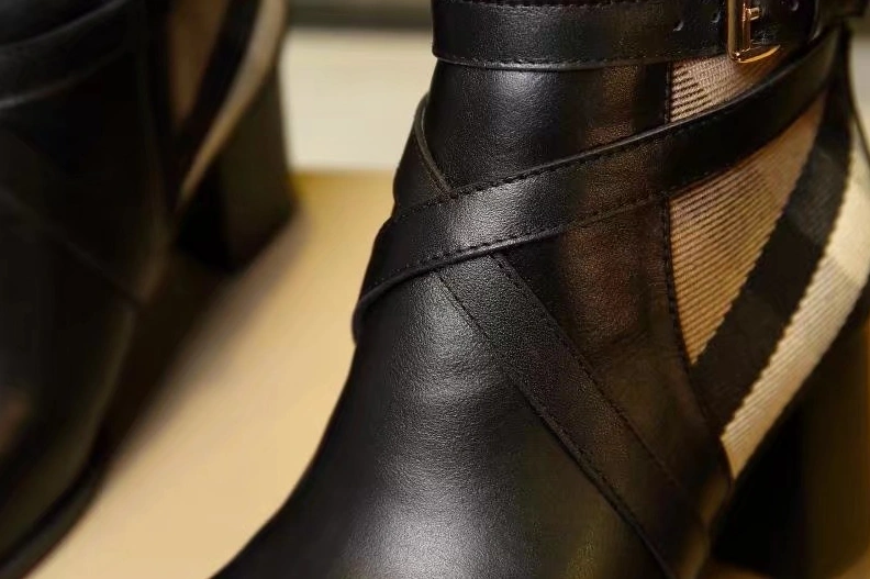 Burberry Boots For Women Bold 1559