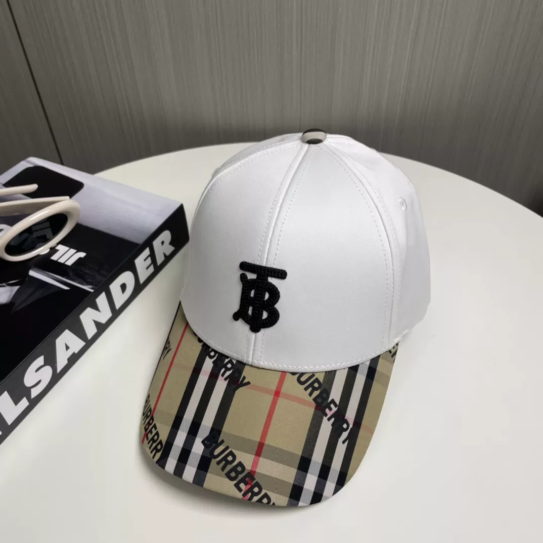 Burberry Caps AllSeason 350