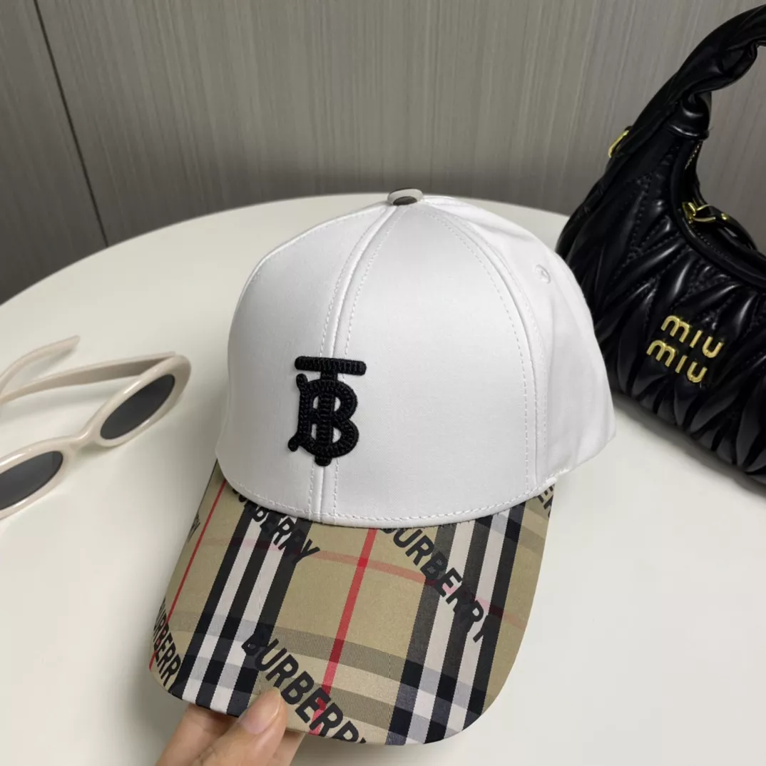 Burberry Caps AllSeason 350
