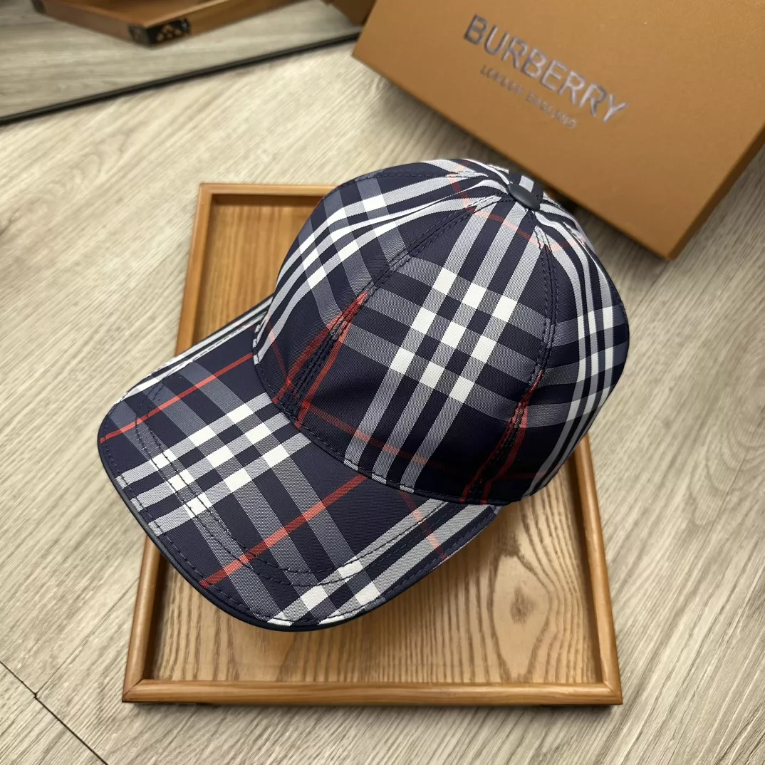 Burberry Caps Bold 732