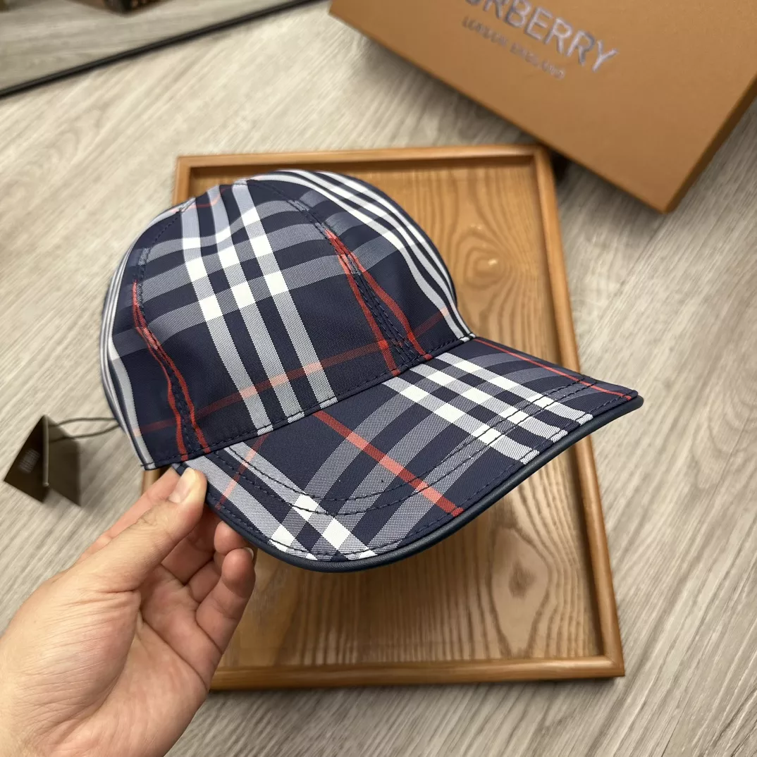 Burberry Caps Bold 732