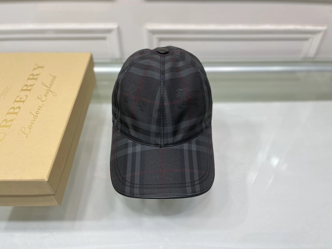 Burberry Caps Bright 1644