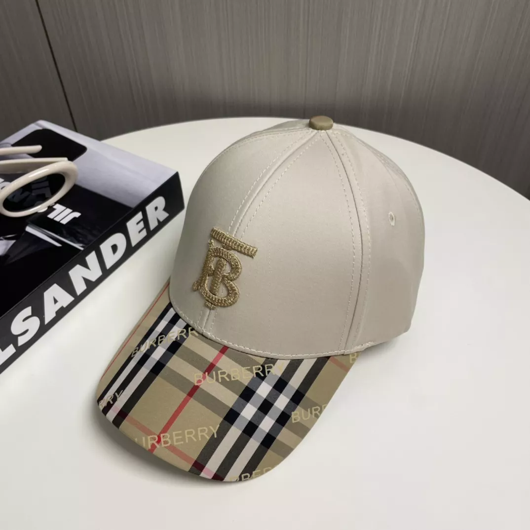 Burberry Caps Cozy 4490