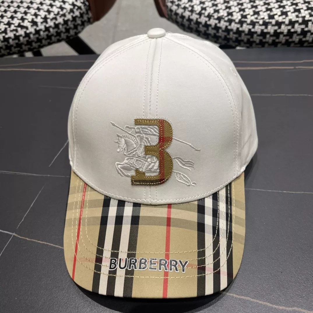Burberry Caps DailyWear 4086