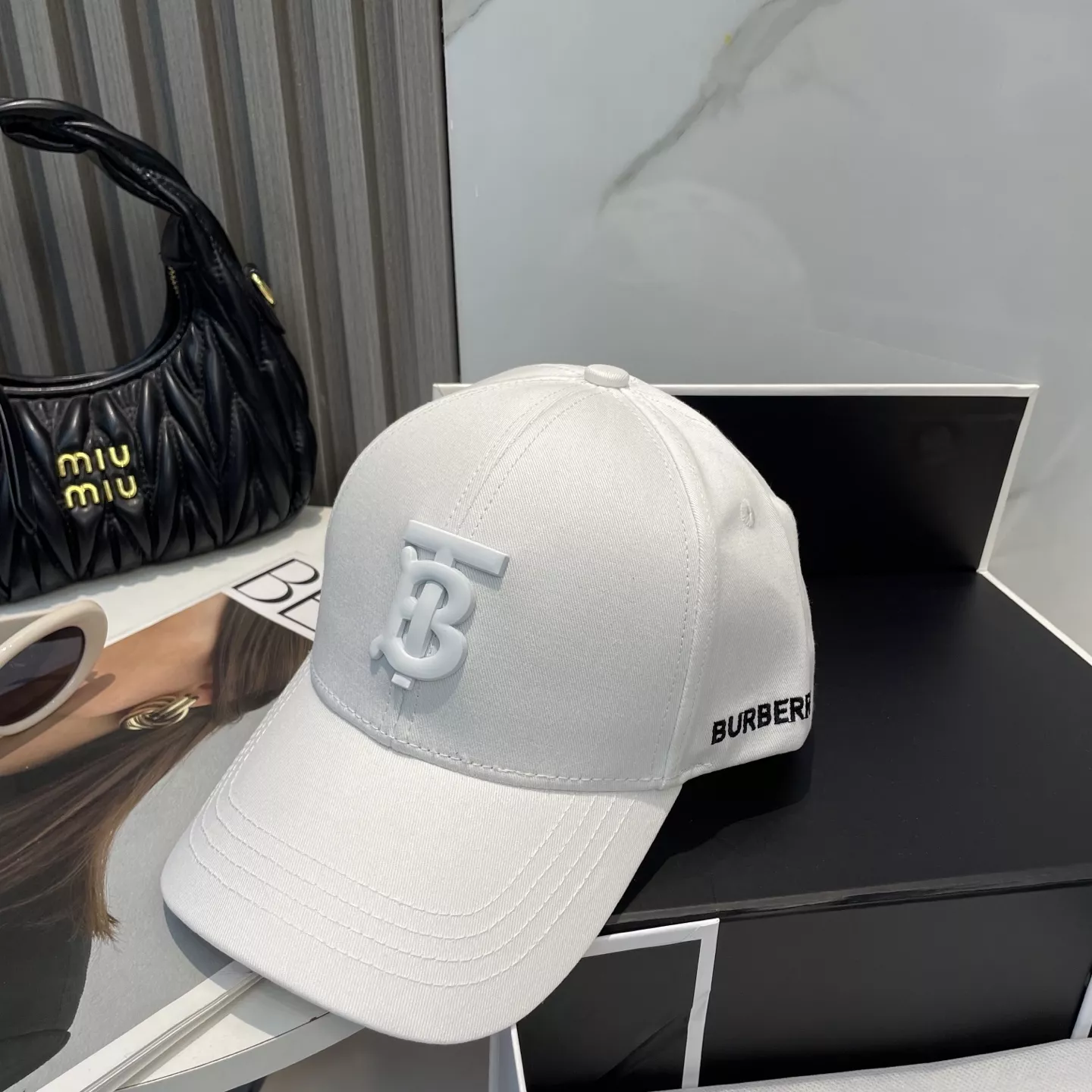 Burberry Caps EasyMatch 6019