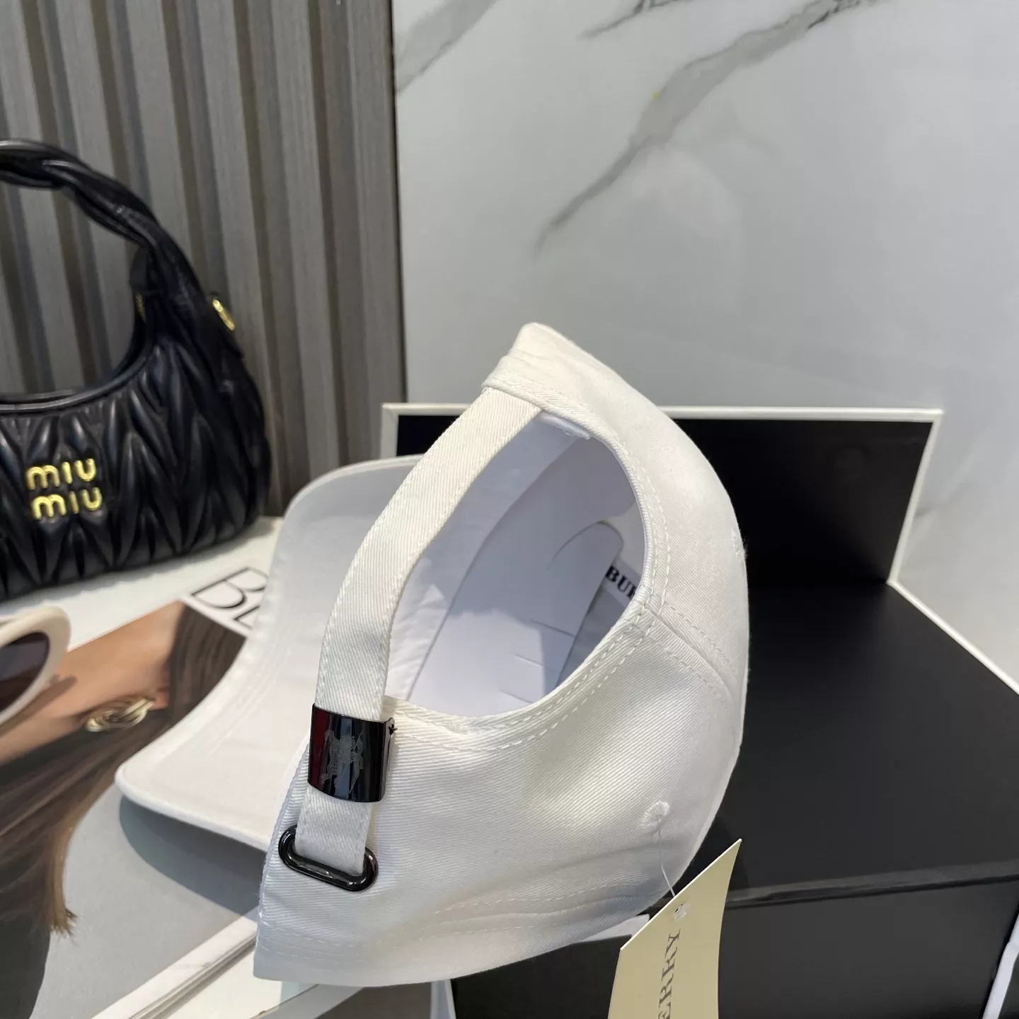 Burberry Caps EasyMatch 6019