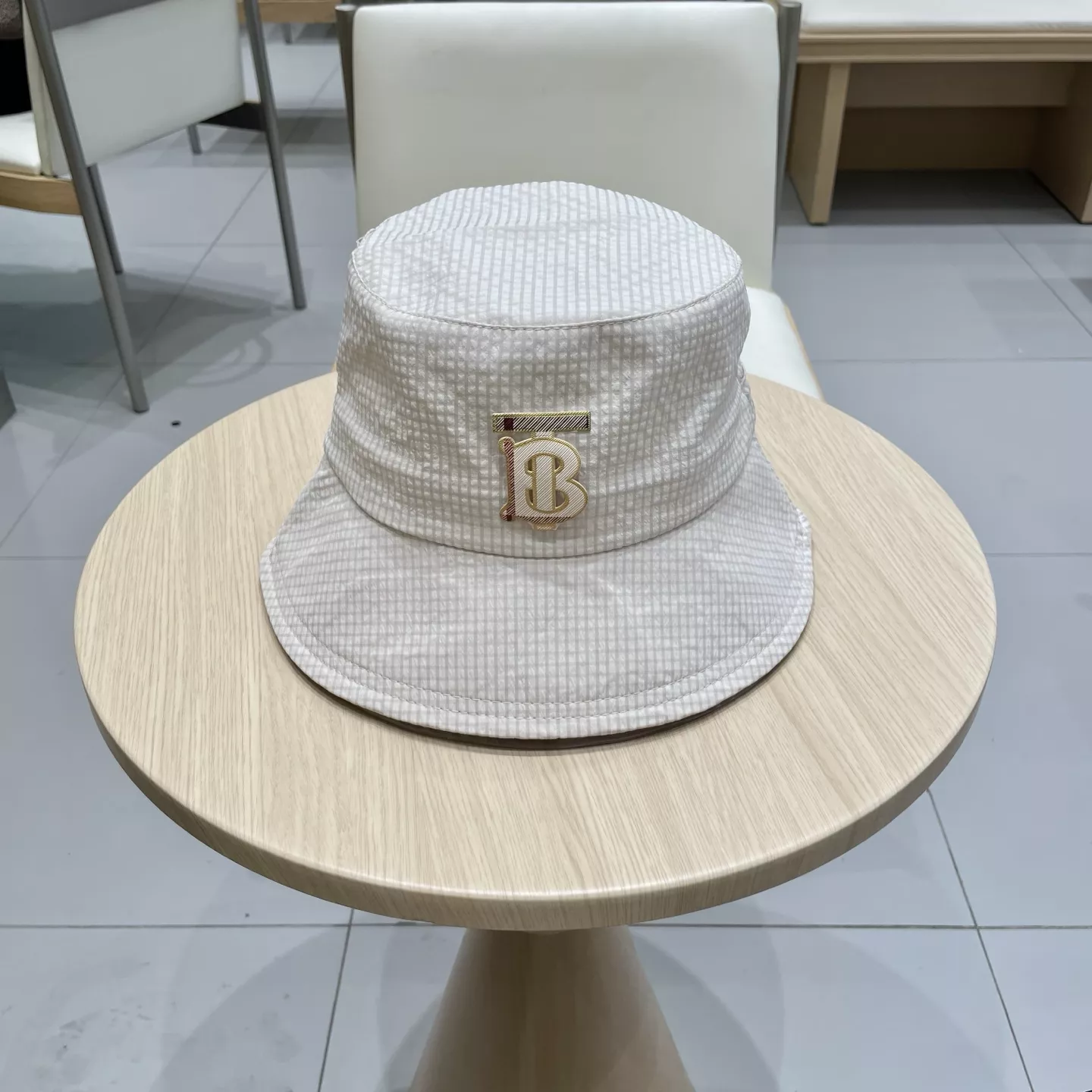 Burberry Caps Efficient 7036