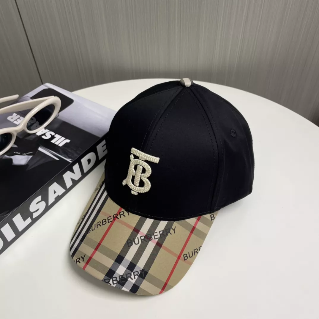Burberry Caps Elegant 2093