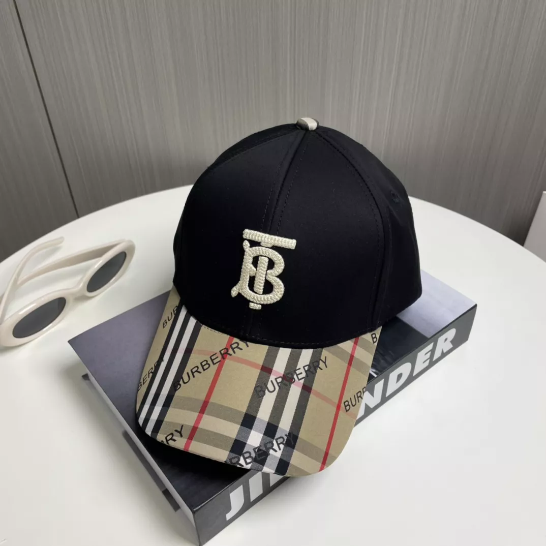 Burberry Caps Elegant 2093