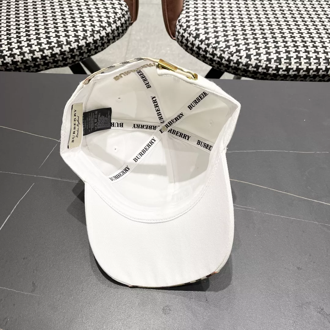 Burberry Caps EyeCatching 7299