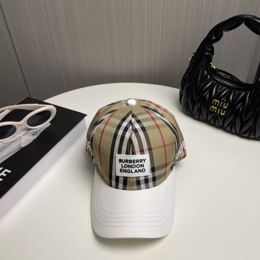 Burberry Caps Fashionable 550