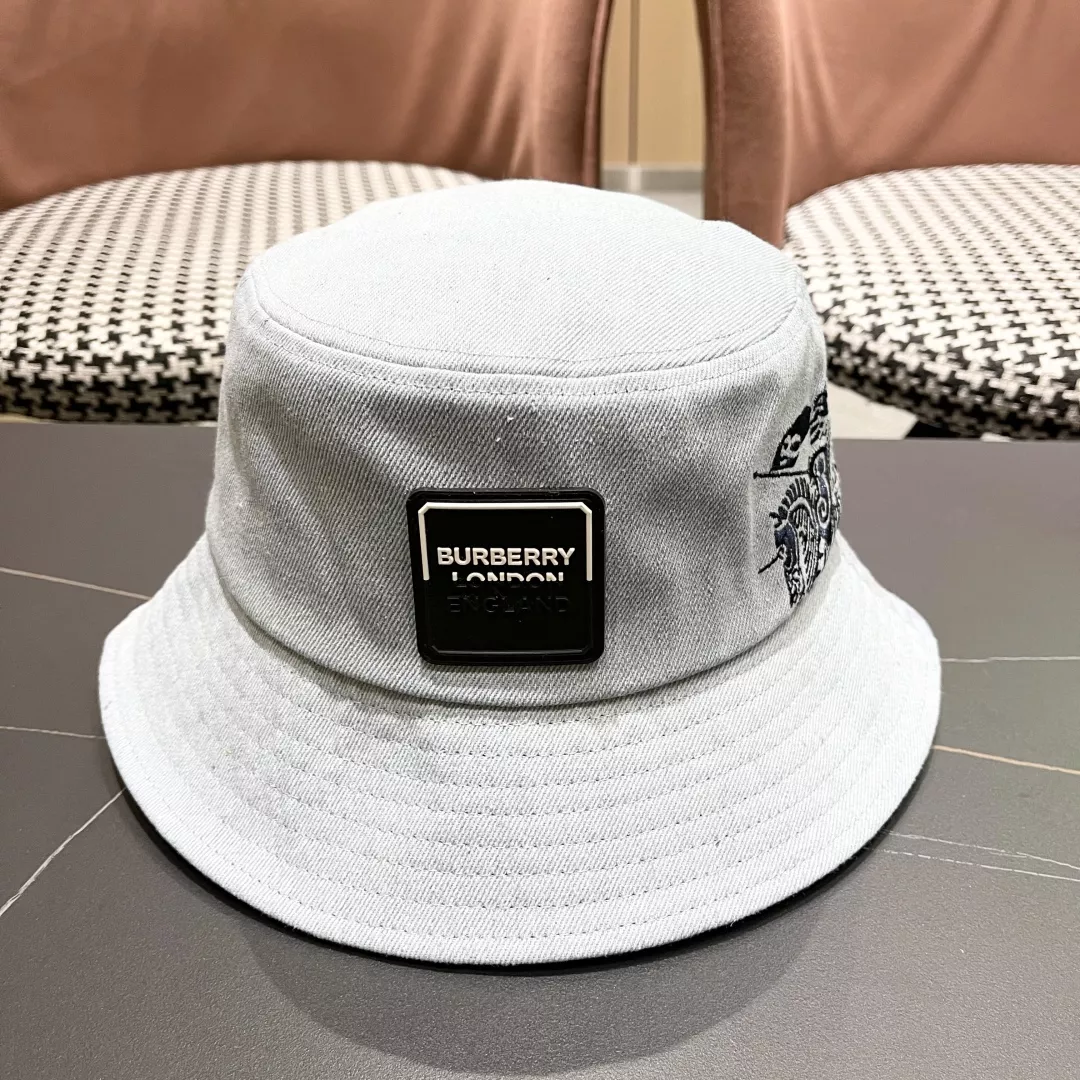 Burberry Caps Functional 6494