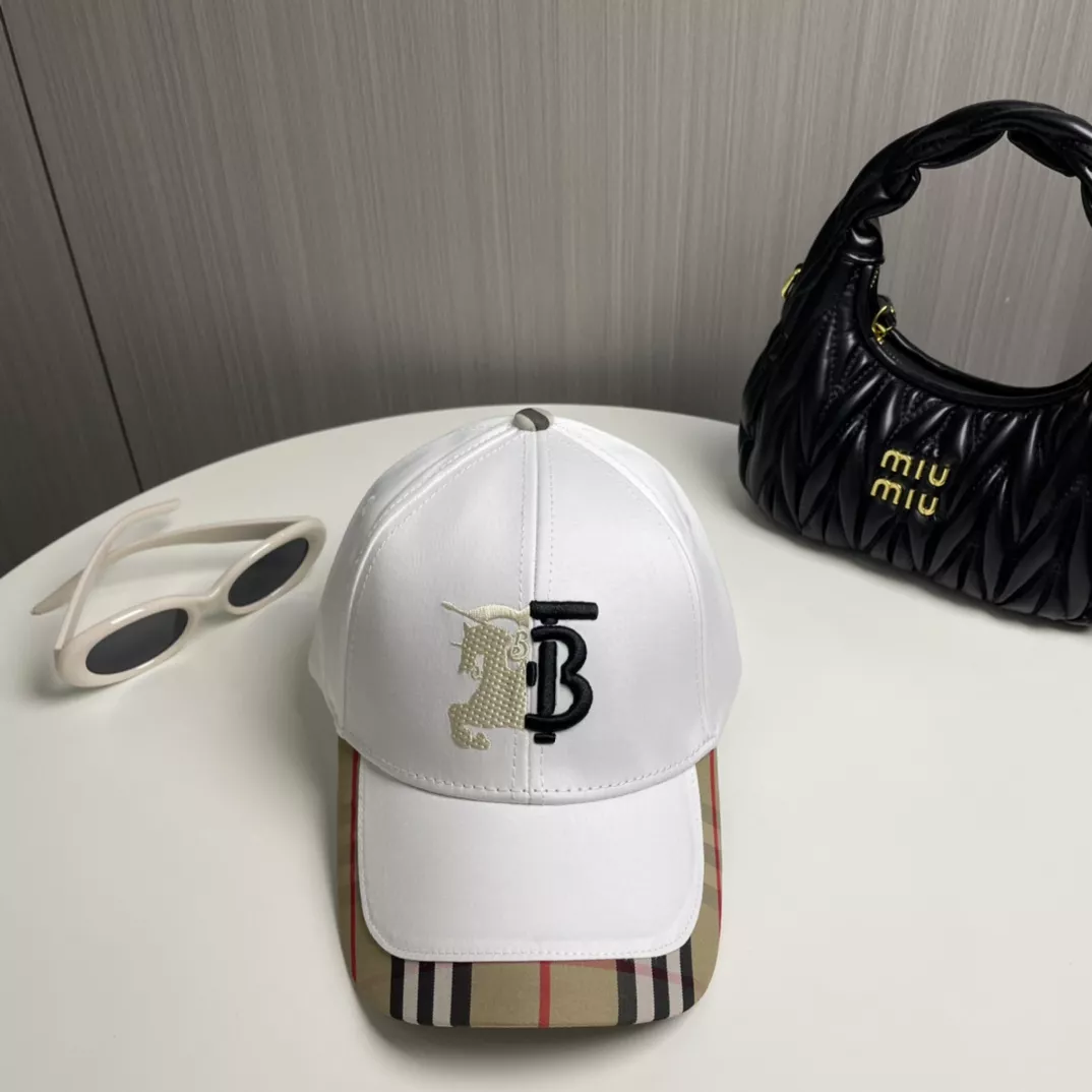 Burberry Caps GoodFit 2241