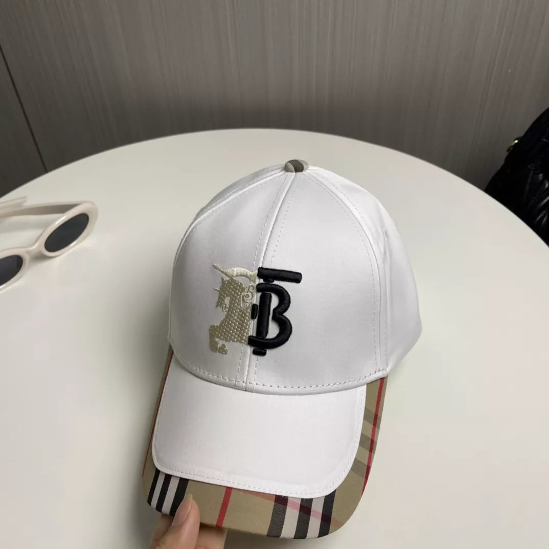 Burberry Caps GoodFit 2241