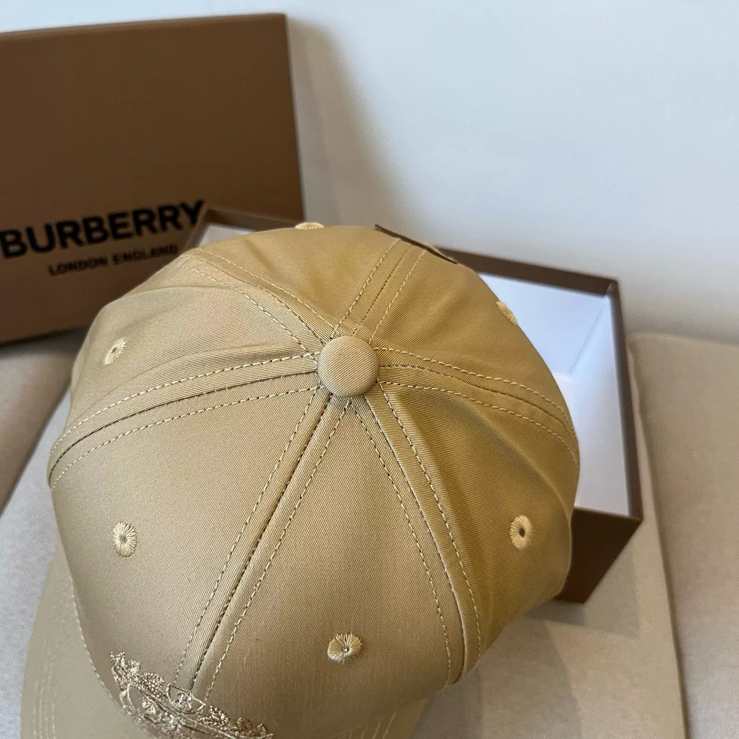 Burberry Caps HighQuality 9951