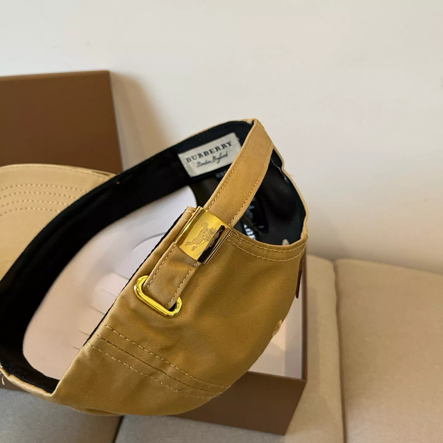 Burberry Caps HighQuality 9951