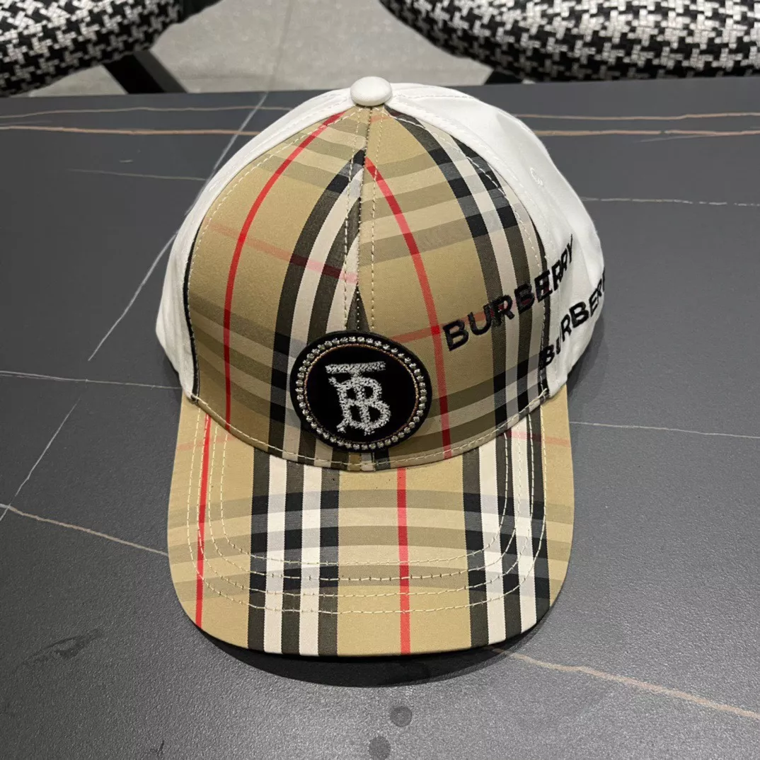 Burberry Caps ModernLook 1090
