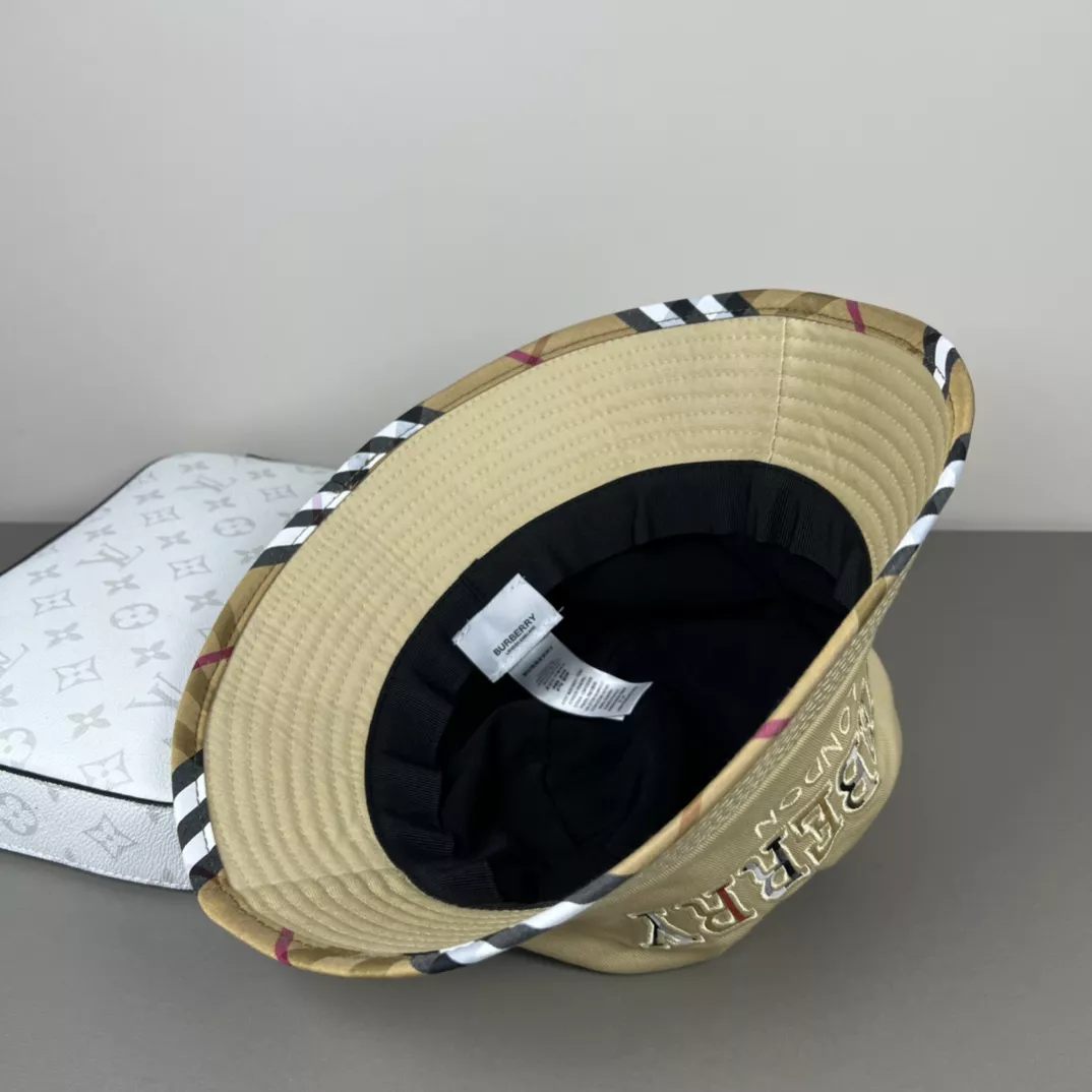 Burberry Caps ModernLook 480