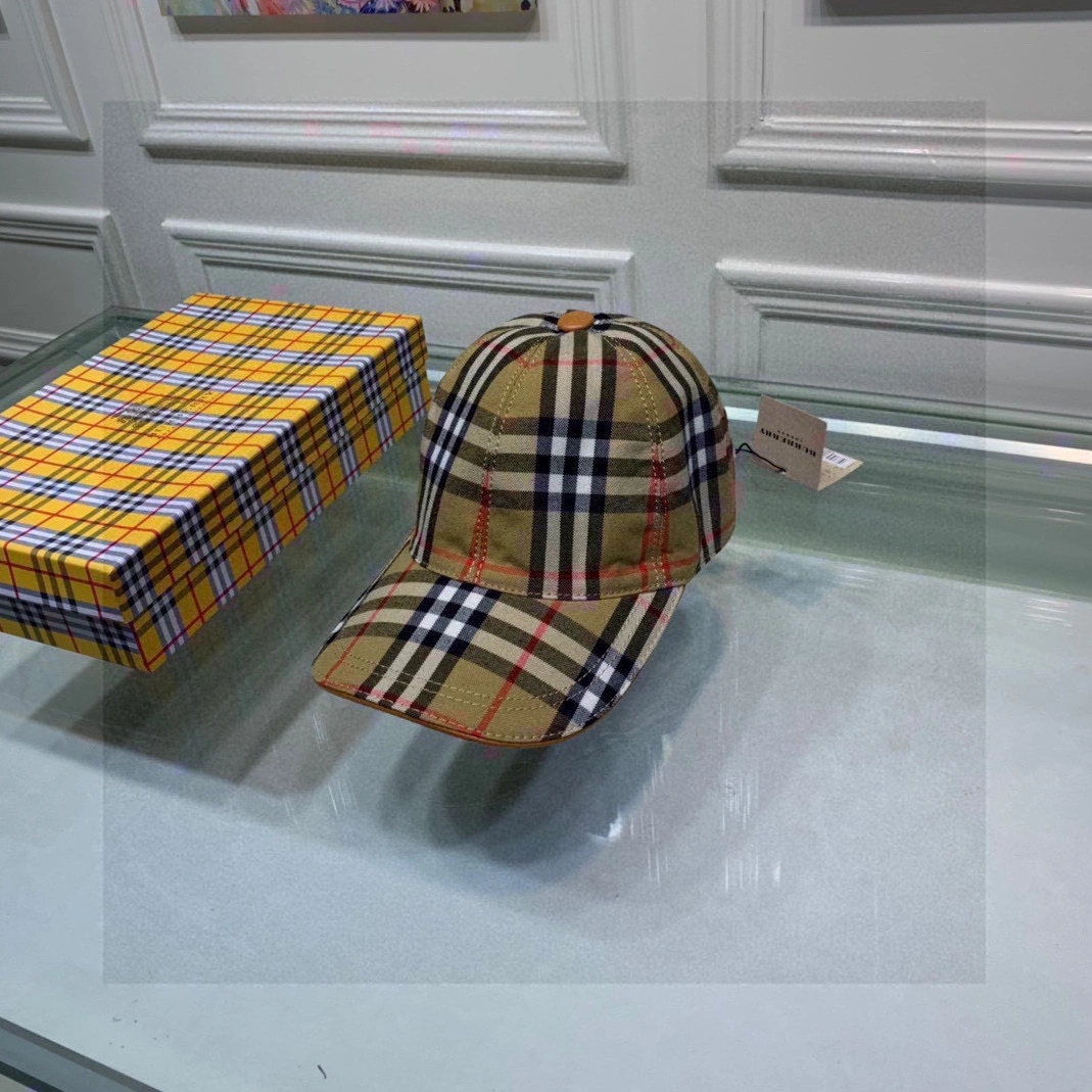 Burberry Caps ModernLook 5967