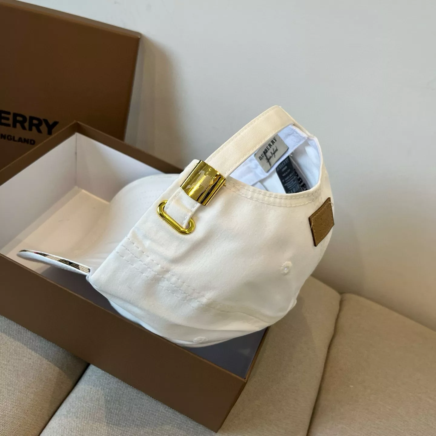 Burberry Caps Popular 8070