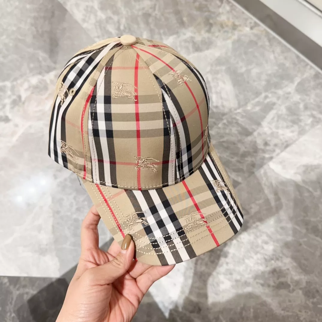 Burberry Caps Soft 6154