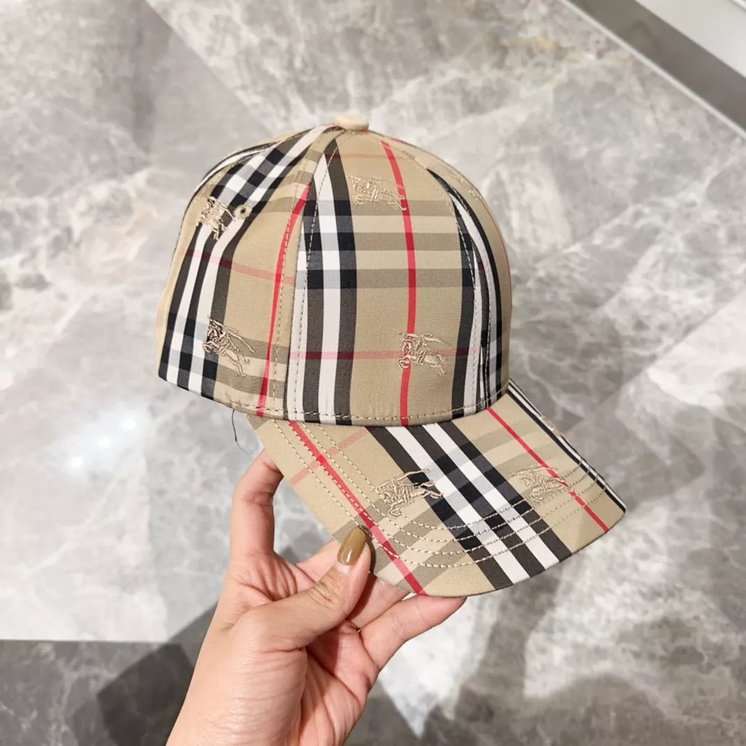 Burberry Caps Soft 6154
