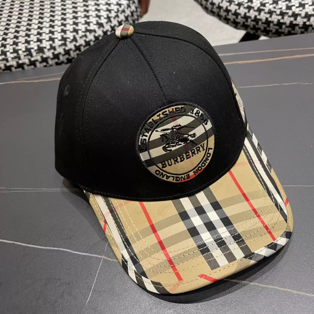 Burberry Caps Stylish 1369