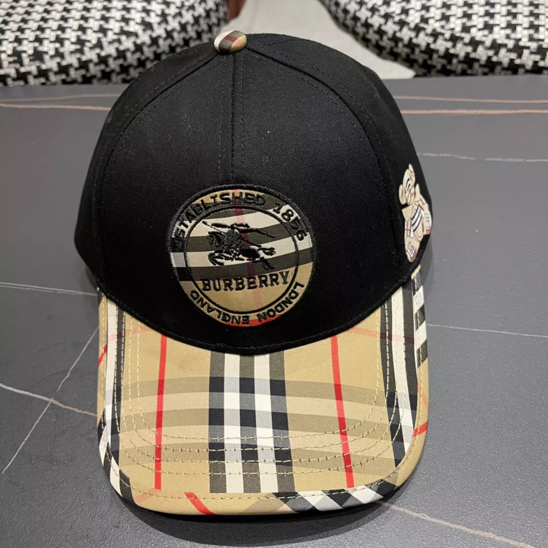 Burberry Caps Stylish 1369
