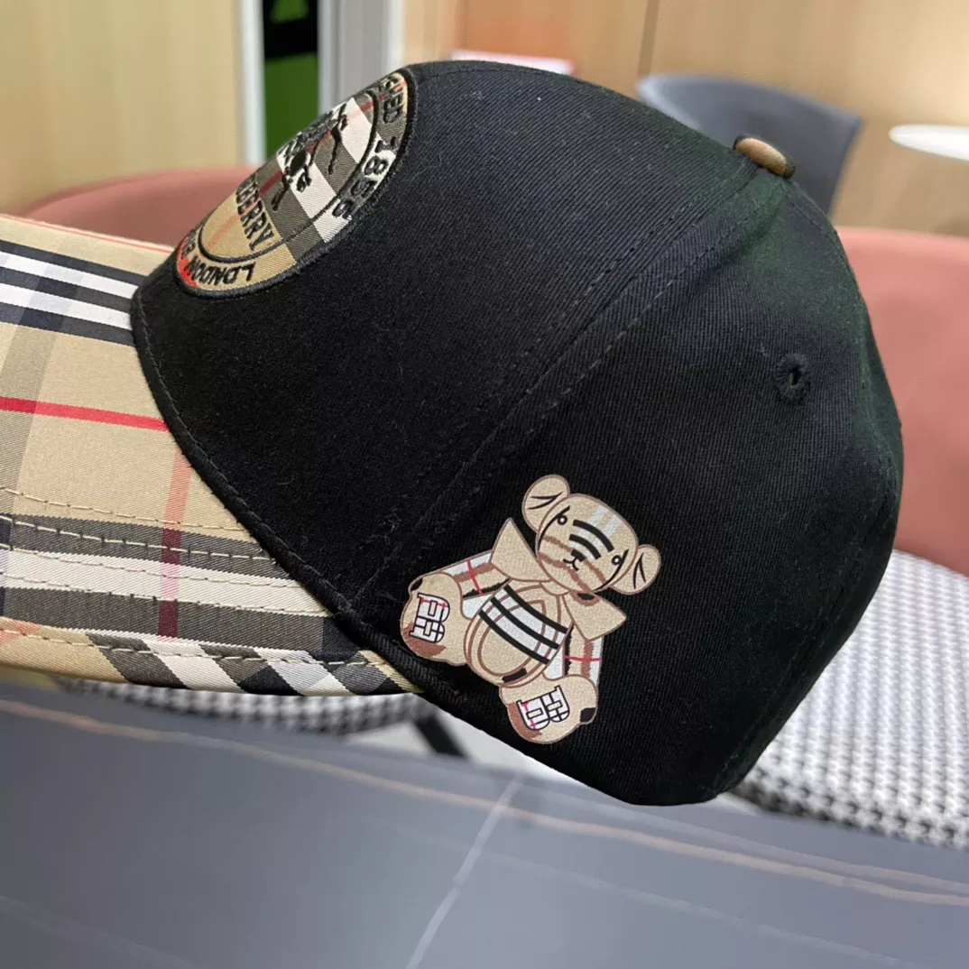 Burberry Caps Stylish 1369