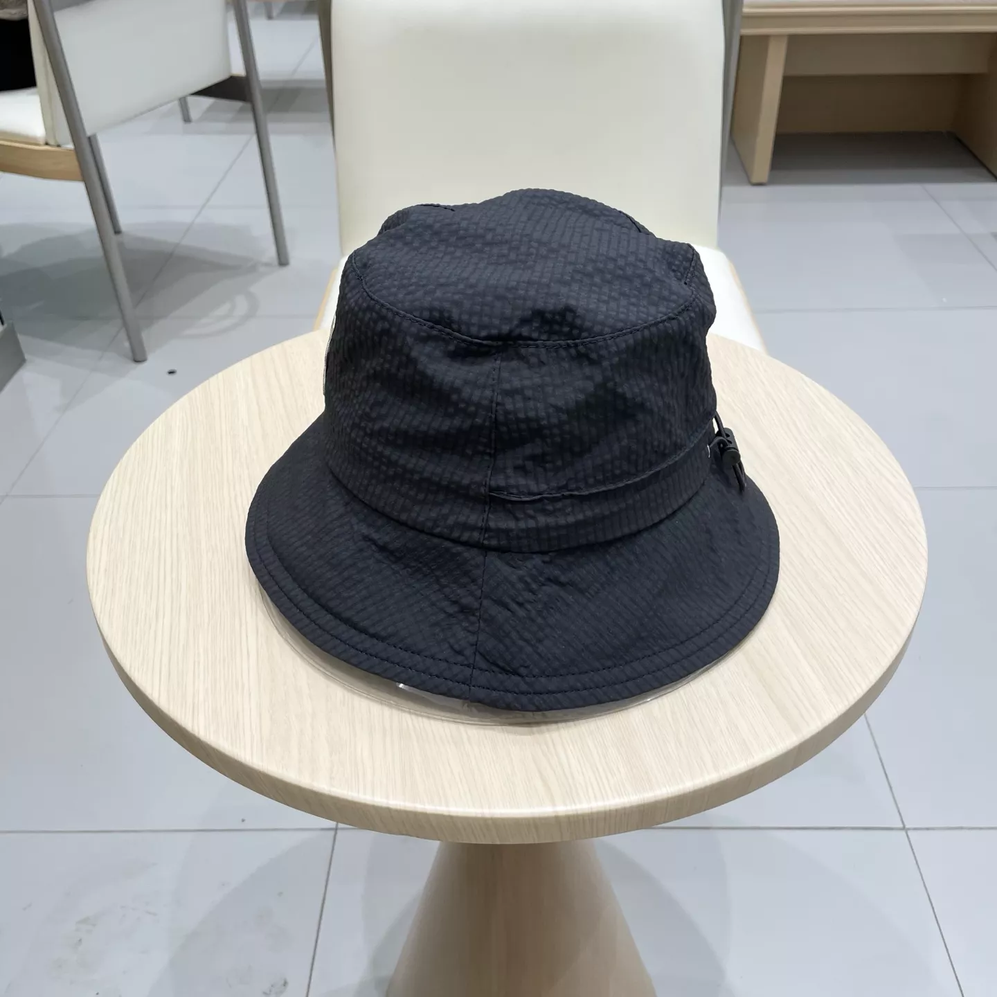 Burberry Caps Timeless 8916