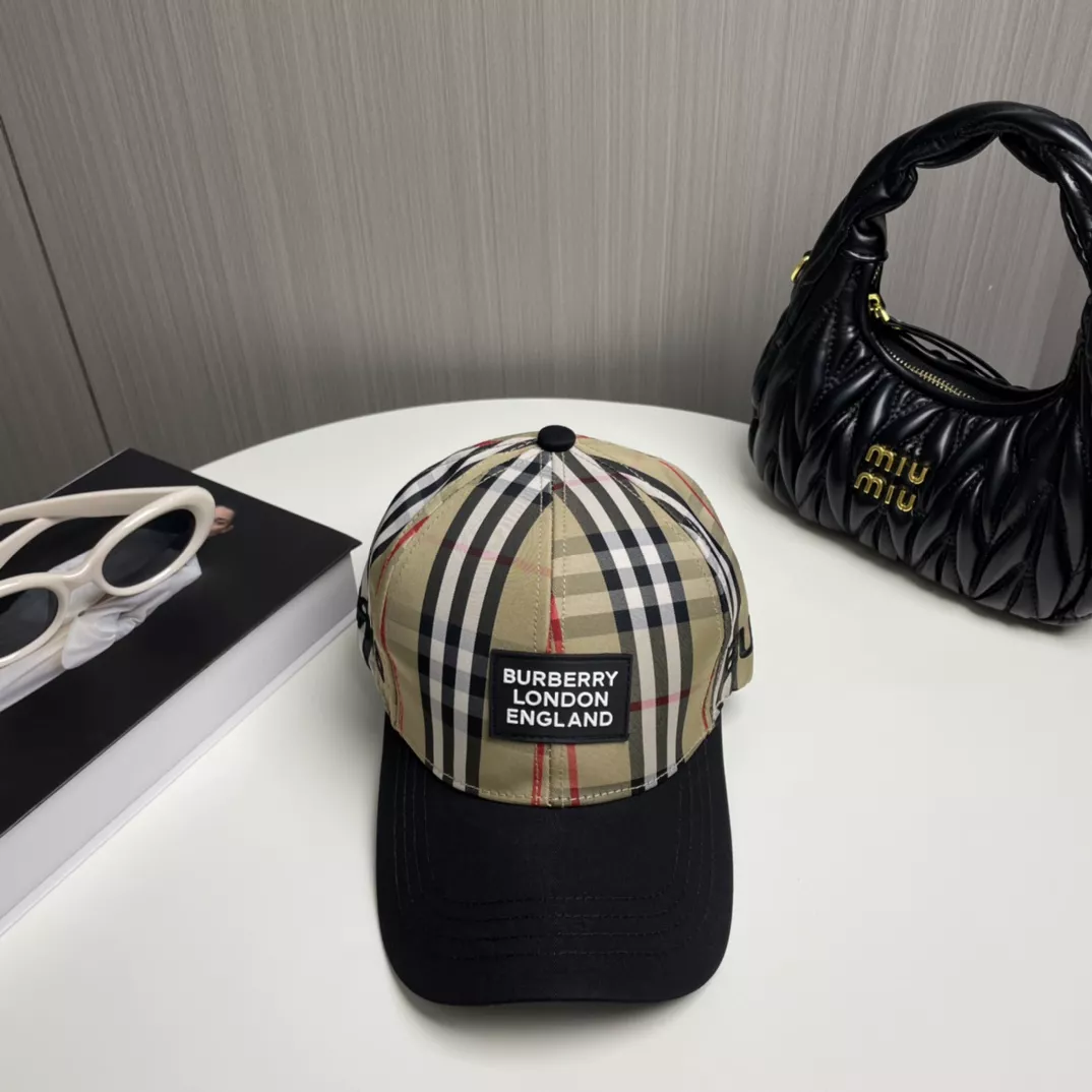 Burberry Caps Trendsetting 839