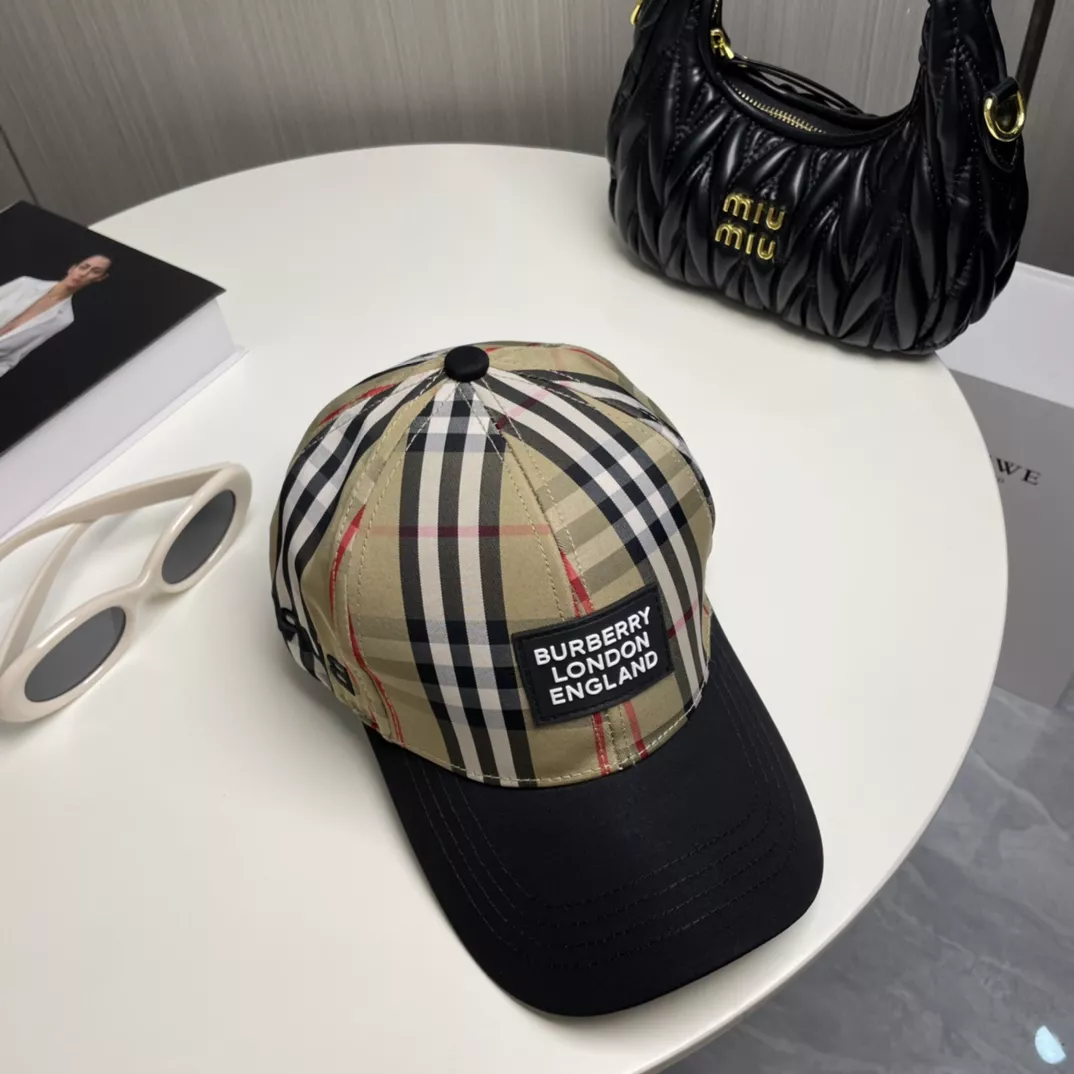 Burberry Caps Trendsetting 839