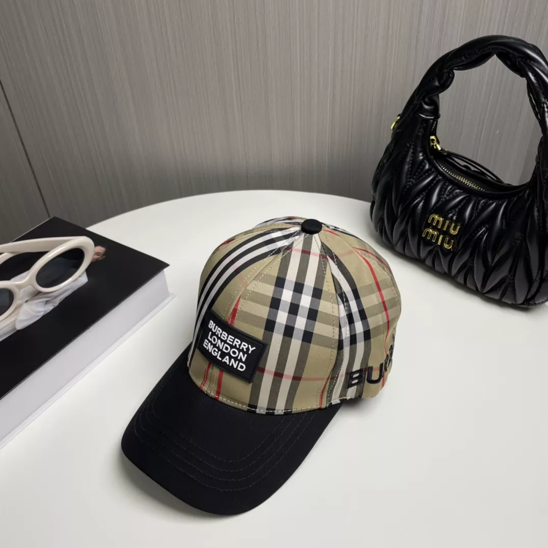 Burberry Caps Trendsetting 839