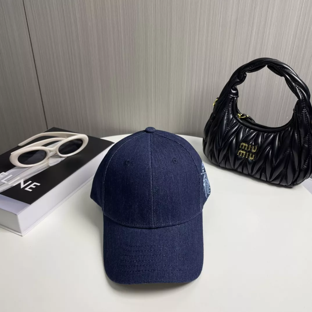 Burberry Caps Trendsetting 9685