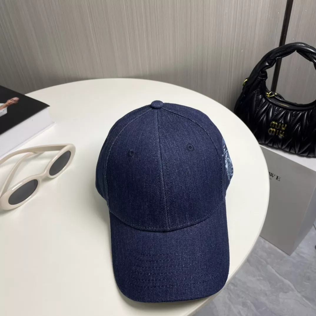 Burberry Caps Trendsetting 9685