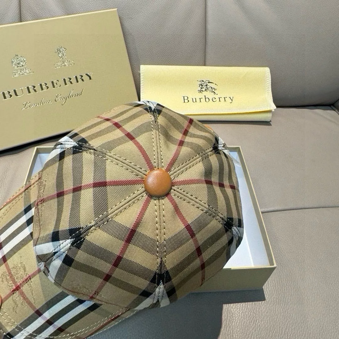 Burberry Caps Vibrant 3382