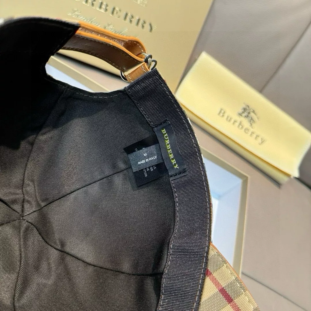 Burberry Caps Vibrant 3382