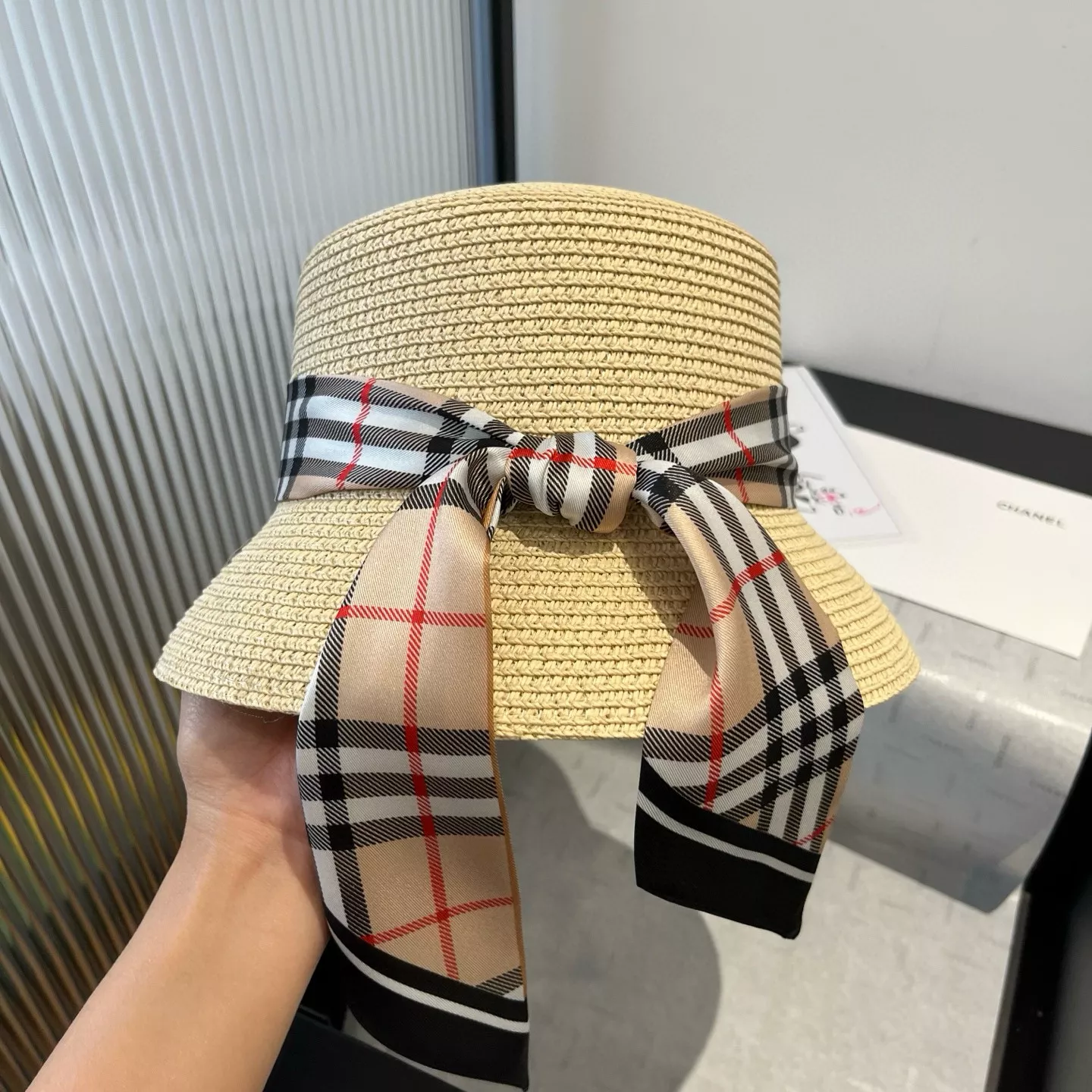 Burberry Caps Vibrant 5309