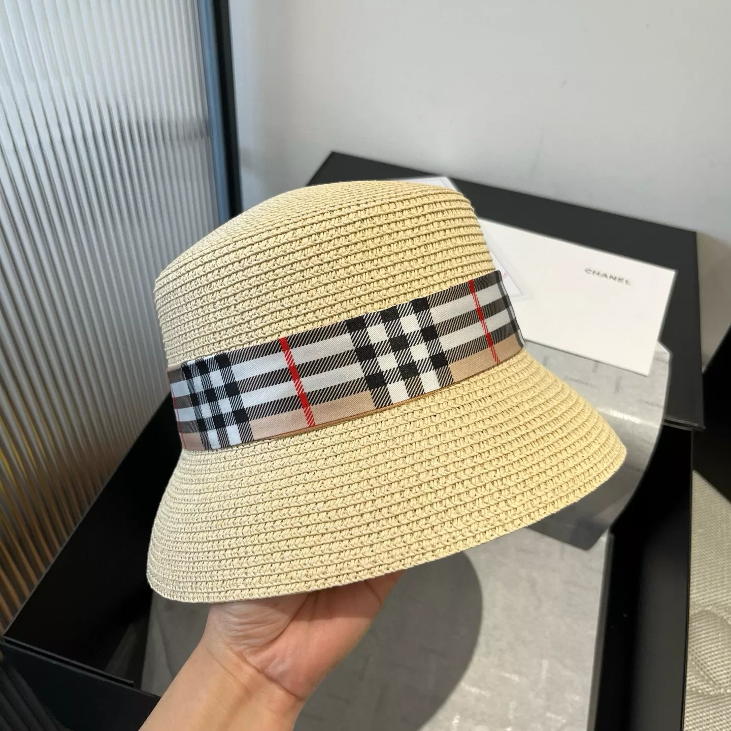 Burberry Caps Vibrant 5309