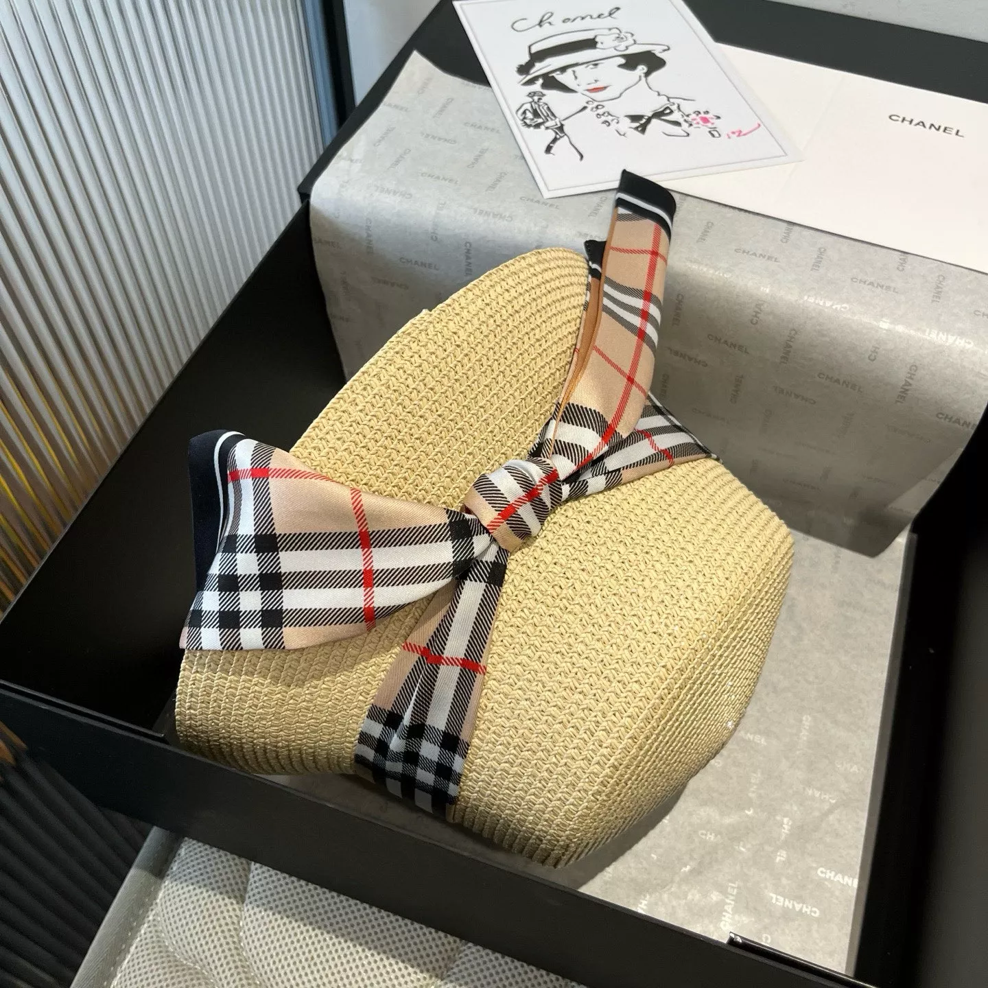 Burberry Caps Vibrant 5309