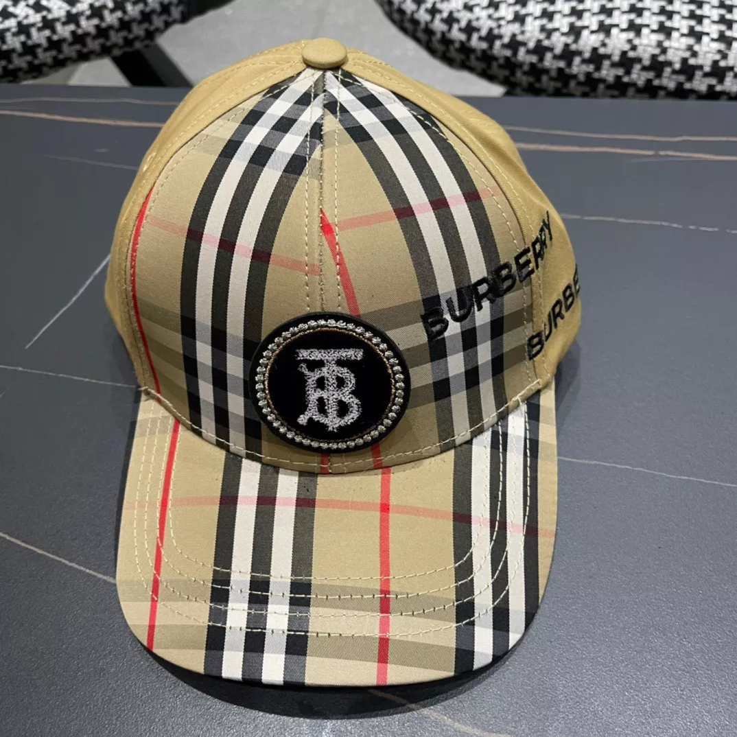 Burberry Caps Vibrant 9599